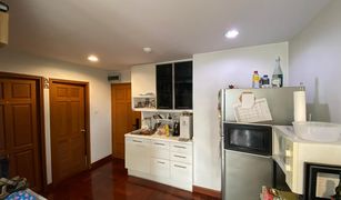 1 Bedroom Condo for sale in Sam Sen Nai, Bangkok Baan Areesamphan