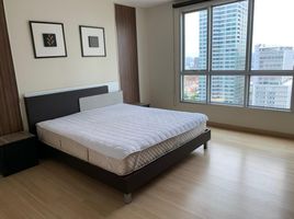 2 Bedroom Condo for rent at Life At Sathorn 10, Si Lom, Bang Rak