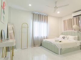 บ้านเดี่ยว 6 ห้องนอน ให้เช่า ในทำเล กรุงเทพมหานคร, บางนา, บางนา, กรุงเทพมหานคร