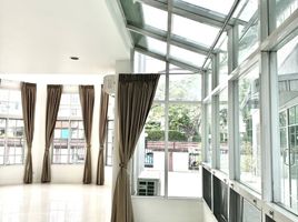 10 Bedroom Villa for rent in Nonthaburi, Bang Phut, Pak Kret, Nonthaburi