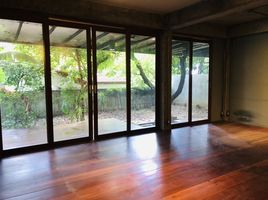 6 Bedroom House for rent in Lat Phrao MRT, Chomphon, Chomphon