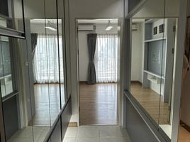 2 Bedroom Condo for rent at Supalai Park Ekkamai-Thonglor, Bang Kapi