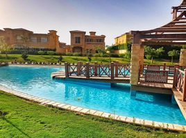 4 Bedroom Townhouse for sale at Royal Meadows, Sheikh Zayed Compounds