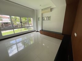 6 Bedroom House for rent at Panya Village, Suan Luang