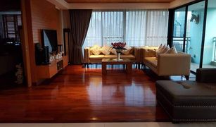 Кондо, 2 спальни на продажу в Khlong Toei, Бангкок Lake Green Condominium