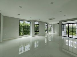 5 Bedroom House for sale at Nantawan Pinklao-Kanchana, Bang Ramat