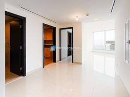 1 बेडरूम अपार्टमेंट for sale at Sky Tower, Shams Abu Dhabi