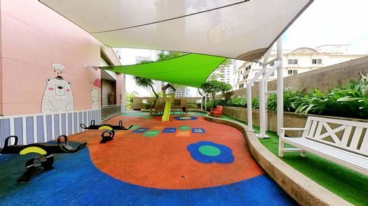 3D-гид of the Детская площадка на открытом воздухе at President Park Sukhumvit 24