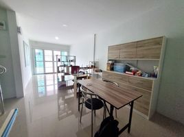 3 Schlafzimmer Haus zu verkaufen im Fuengfah Villa 17 Phase 1,2,3, Phraeksa Mai, Mueang Samut Prakan, Samut Prakan