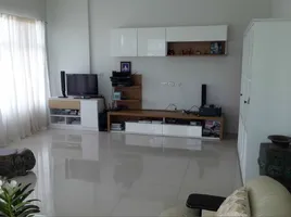 5 Bedroom Shophouse for sale in Rawai, Phuket Town, Rawai