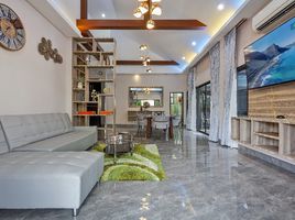 3 Schlafzimmer Villa zu vermieten im Baan Dusit Pattaya Lake 2, Huai Yai