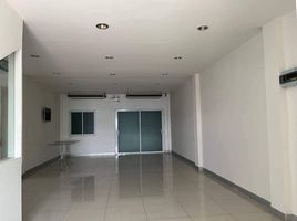 500 SqM Office for rent in Nakhon Ratchasima Railway Station, Nai Mueang, 