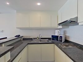 1 Bedroom Condo for rent at Abloom Exclusive Serviced Apartments, Sam Sen Nai, Phaya Thai, Bangkok