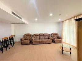 2 Bedroom Apartment for rent at Asoke Place, Khlong Toei Nuea