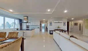 4 Bedrooms Penthouse for sale in Khlong Tan Nuea, Bangkok Piyathip Place