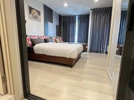 Studio Condo for rent at Life One Wireless, Lumphini