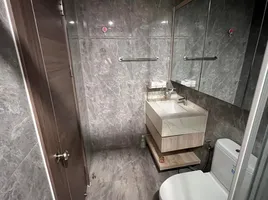 1 Bedroom Condo for rent at Artisan Ratchada , Huai Khwang