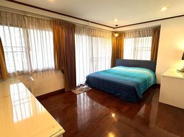 1 Bedroom Condo for rent at Saranjai Mansion, Khlong Toei