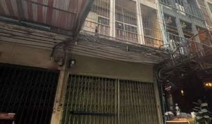 N/A Shophouse for sale in Khlong Toei, Bangkok 