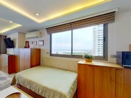 Studio Wohnung zu verkaufen im Wongamat Tower, Na Kluea