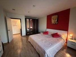 1 Bedroom Condo for sale at Baan Ploenchit, Lumphini