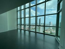 5 Bedroom Condo for rent at The River by Raimon Land, Khlong Ton Sai