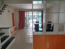 2 Bedroom Condo for rent at The Rajdamri, Pathum Wan, Pathum Wan, Bangkok