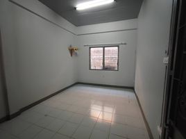 2 Bedroom Townhouse for sale at Baan Krittiyaruk 5, Sai Noi