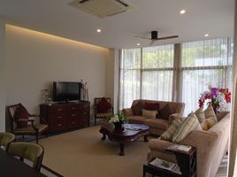 4 Schlafzimmer Villa zu vermieten im Raveevan Residence, Khlong Toei Nuea