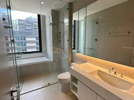 2 Bedroom Condo for sale at Muniq Langsuan, Lumphini