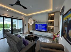 3 Bedroom Villa for sale at Highland Villas 2 , Hin Lek Fai, Hua Hin