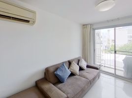 1 Bedroom Condo for rent at The Clover, Khlong Tan Nuea