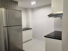 1 Schlafzimmer Appartement zu vermieten im Lily House , Khlong Toei Nuea