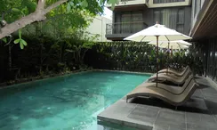 Photo 3 of the Communal Pool at Klass Langsuan