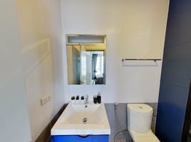 1 Schlafzimmer Appartement zu vermieten im XT Ekkamai, Khlong Tan Nuea