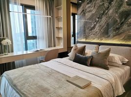 1 Bedroom Condo for rent at Life One Wireless, Lumphini