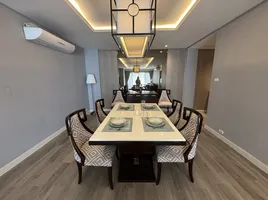 3 спален Кондо в аренду в UN Residence, Khlong Tan Nuea, Щаттхана