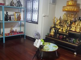 4 Schlafzimmer Reihenhaus zu verkaufen im Rama Townhouse Village, Suan Luang, Suan Luang