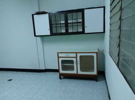 2 Schlafzimmer Reihenhaus zu vermieten in Ratchadaphisek MRT, Din Daeng, Din Daeng