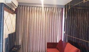 2 Bedrooms Condo for sale in Bang Kapi, Bangkok Life Asoke