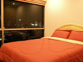 2 Schlafzimmer Wohnung zu vermieten im Silom Suite, Si Lom