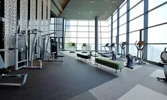 Фото 2 of the Communal Gym at The Room Phayathai