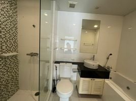 2 Bedroom Apartment for rent at Sukhumvit City Resort, Khlong Toei Nuea