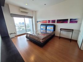 1 Bedroom Apartment for sale at The Fourwings Residence , Hua Mak