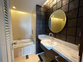 3 Bedroom Apartment for rent at Park Thonglor Tower, Khlong Tan Nuea, Watthana