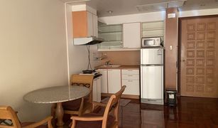 1 Bedroom Condo for sale in Lumphini, Bangkok Baan Somthavil