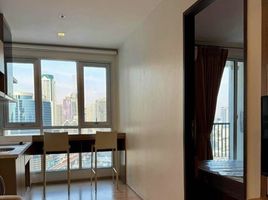1 Bedroom Apartment for rent at Rhythm Sathorn, Thung Wat Don