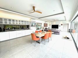 4 Bedroom House for sale in Maenam, Koh Samui, Maenam