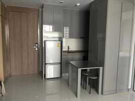 1 Schlafzimmer Wohnung zu verkaufen im M Silom, Suriyawong