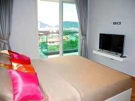 1 Schlafzimmer Wohnung zu verkaufen im The Emerald Terrace, Patong, Kathu